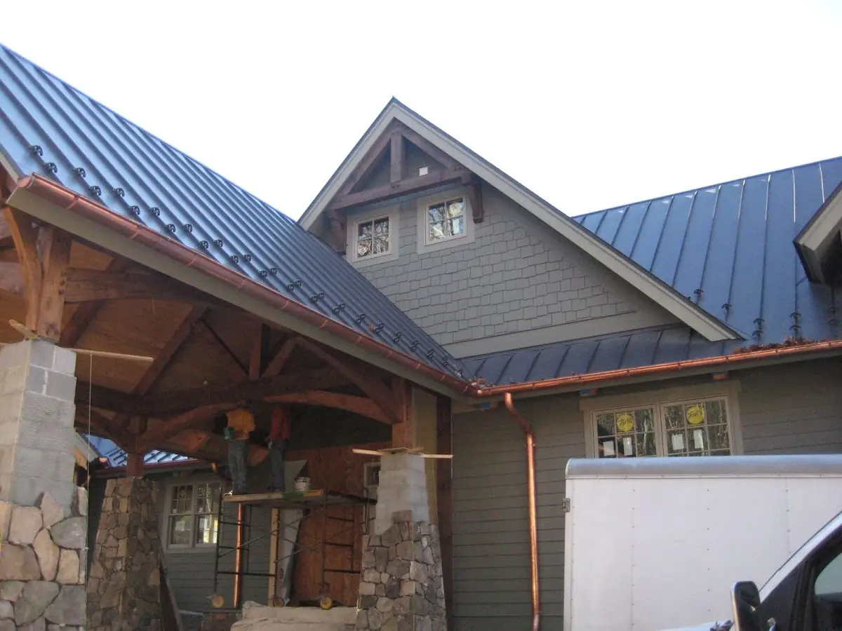 Craftsman Roofing team delivering quality roofing work in Lyncourt